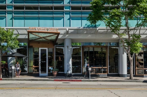 Wilshire Apartment 215 - 3 bedroom image 34